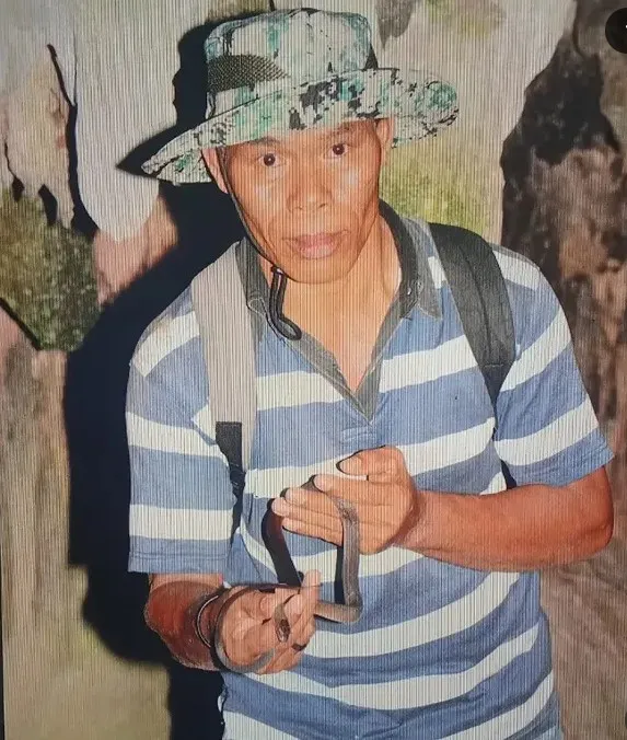 Field Herping Guide Kak Beny in Labuan Bajo